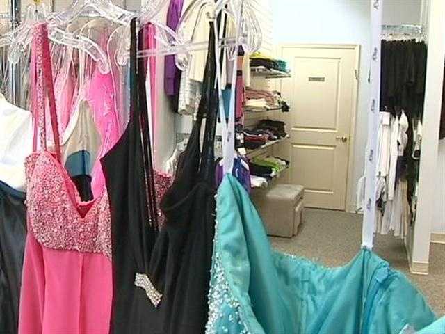 Teen seeks prom dresses for needy